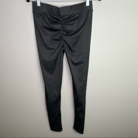 Sparkly gray scrunchy butt leggings size large - Picture 7 of 7